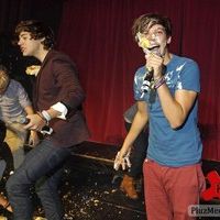 One Direction perform live at G-A-Y nightclub photos | Picture 80739